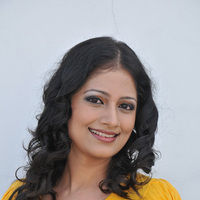 Aneesha Singh - Neeku Naku Madya Movie Gallery | Picture 61707